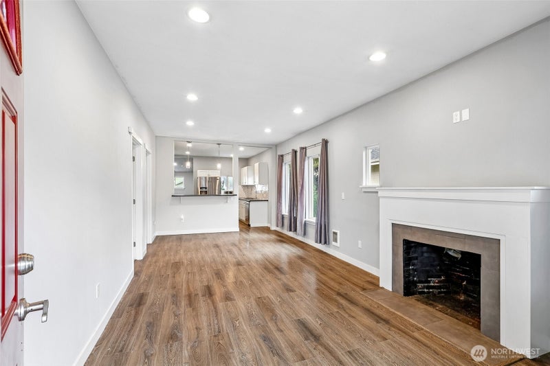 3005 Victor Place
