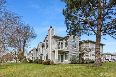 Photo of 23221 58th Avenue S #3-2, Kent, WA 98032 (MLS # 2491249)