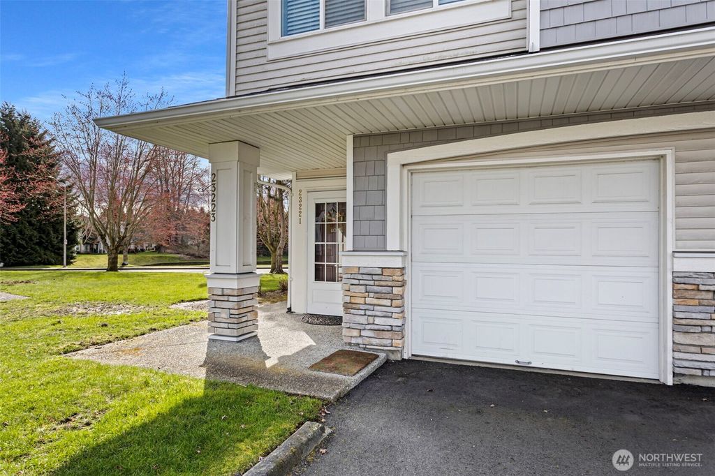 Photo of 23221 58th Avenue S #3-2, Kent, WA 98032 (MLS # 2491249)