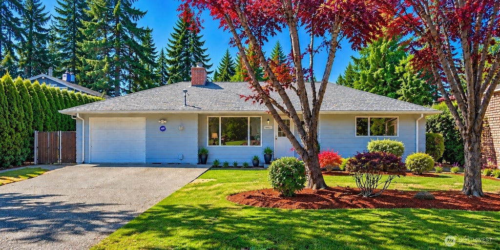 Photo of 16821 19th Avenue SW, Normandy Park, WA 98166 (MLS # 2568774)