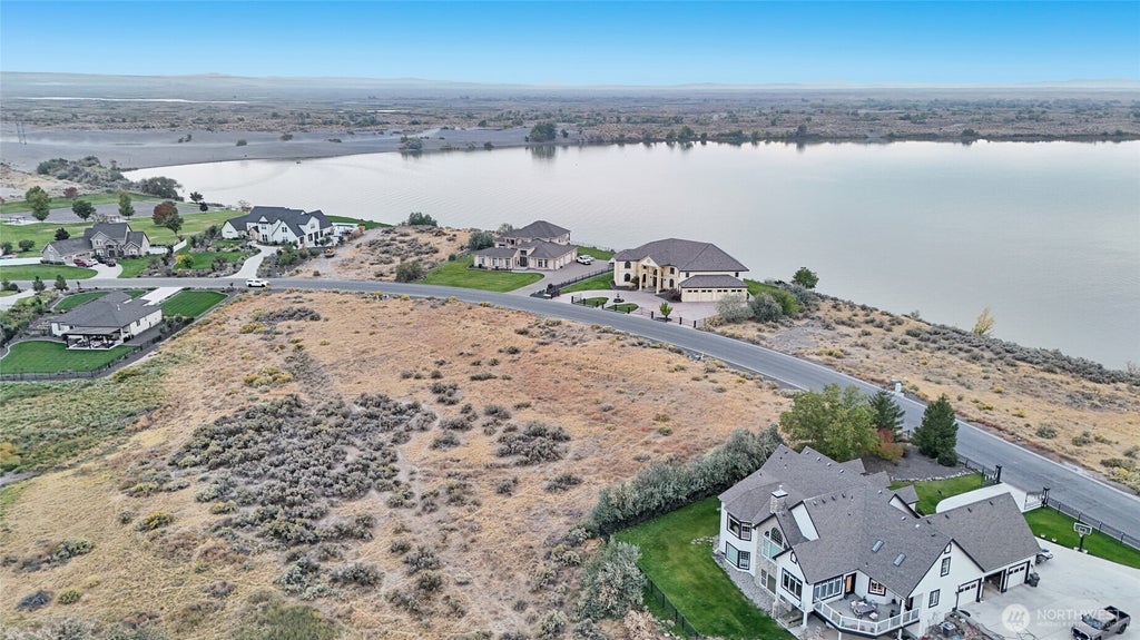Photo of 7576 Dune Lake Road SE, Moses Lake, WA 98837 (MLS # 2588311)