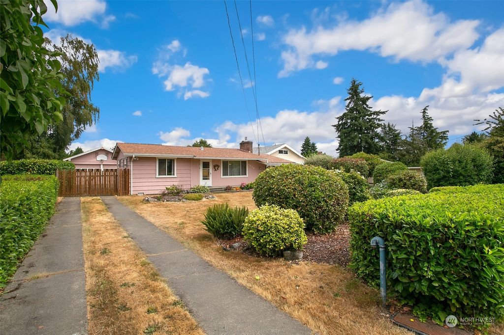 Photo of 4440 S 146th Street, Tukwila, WA 98168 (MLS # 2144027)
