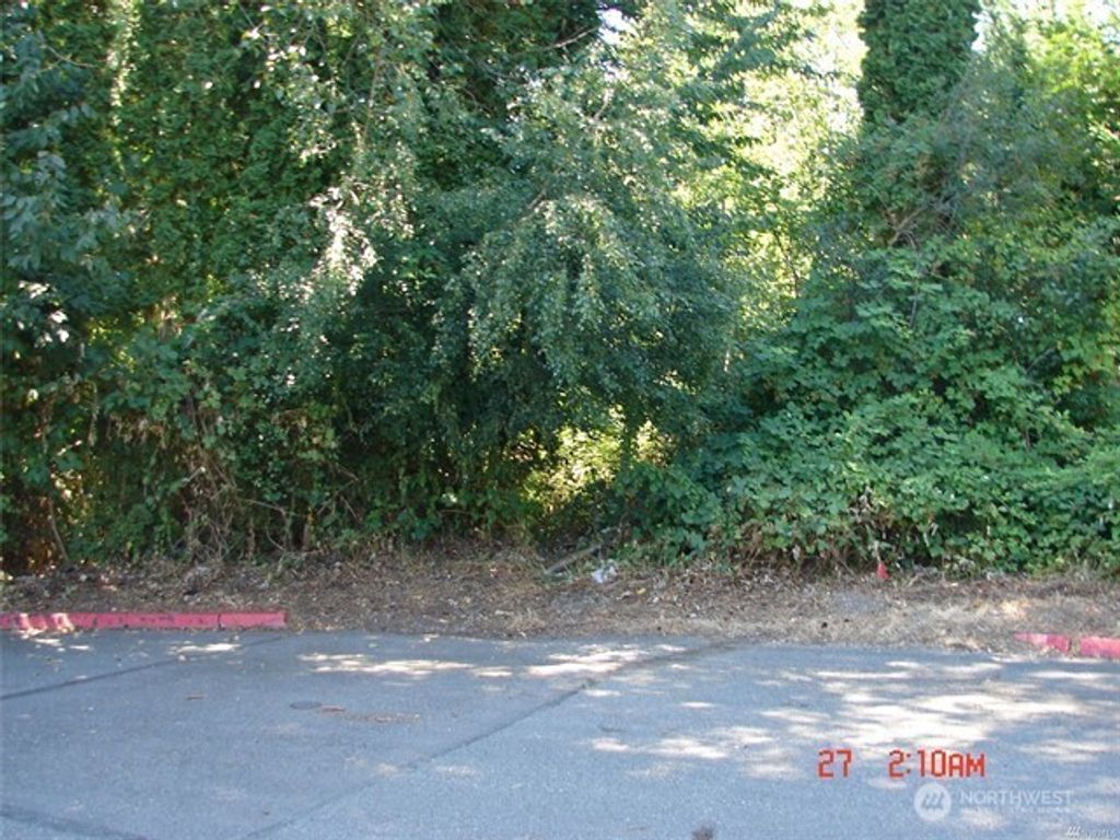 Photo of 26825 129th Avenue SE, Kent, WA 98030 (MLS # 2419556)