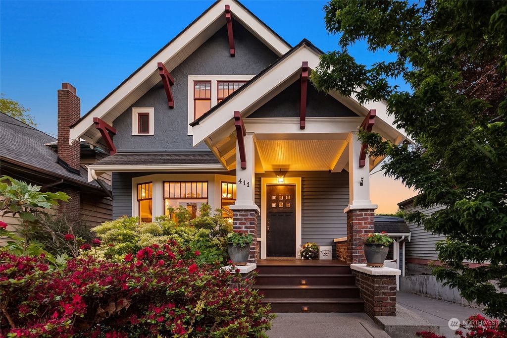 Photo of 411 W Lee Street, Seattle, WA 98119 (MLS # 2070758)