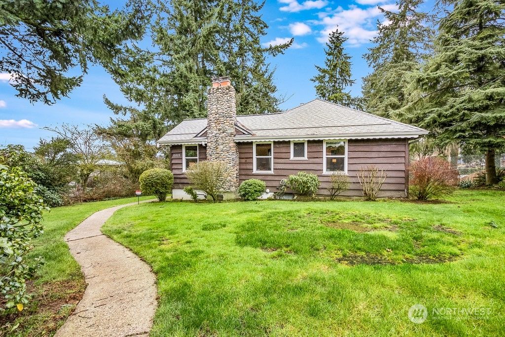 Photo of 12823 84th Avenue S, Seattle, WA 98178 (MLS # 2195204)