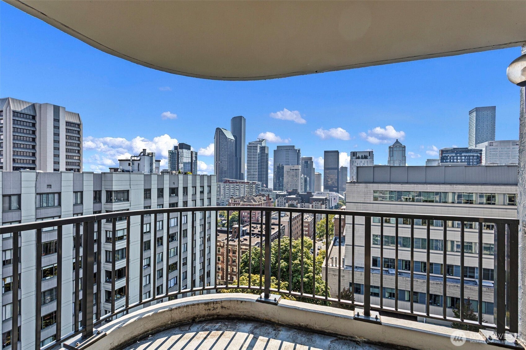 1120 Spring Street 1404