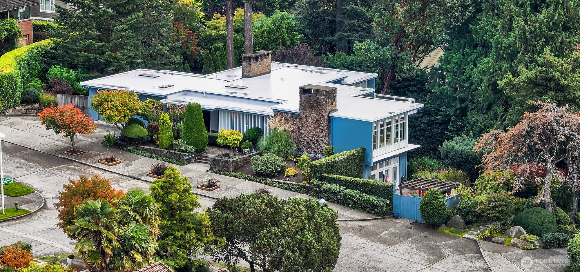 4221 W Armour Street