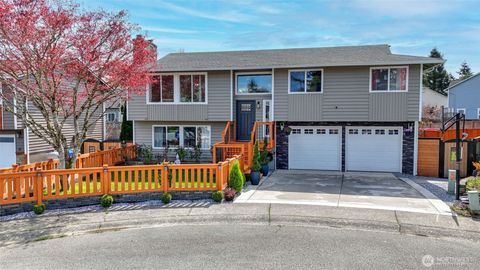 950 Anacortes Court NE, Renton, WA 98059 - MLS#: 2357897