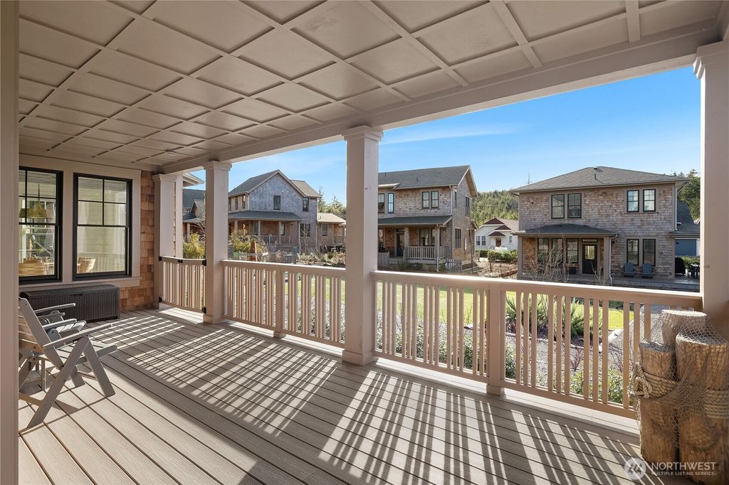 Photo of 27 Cedar Run Loop, Pacific Beach, WA 98571 (MLS # 2478123)