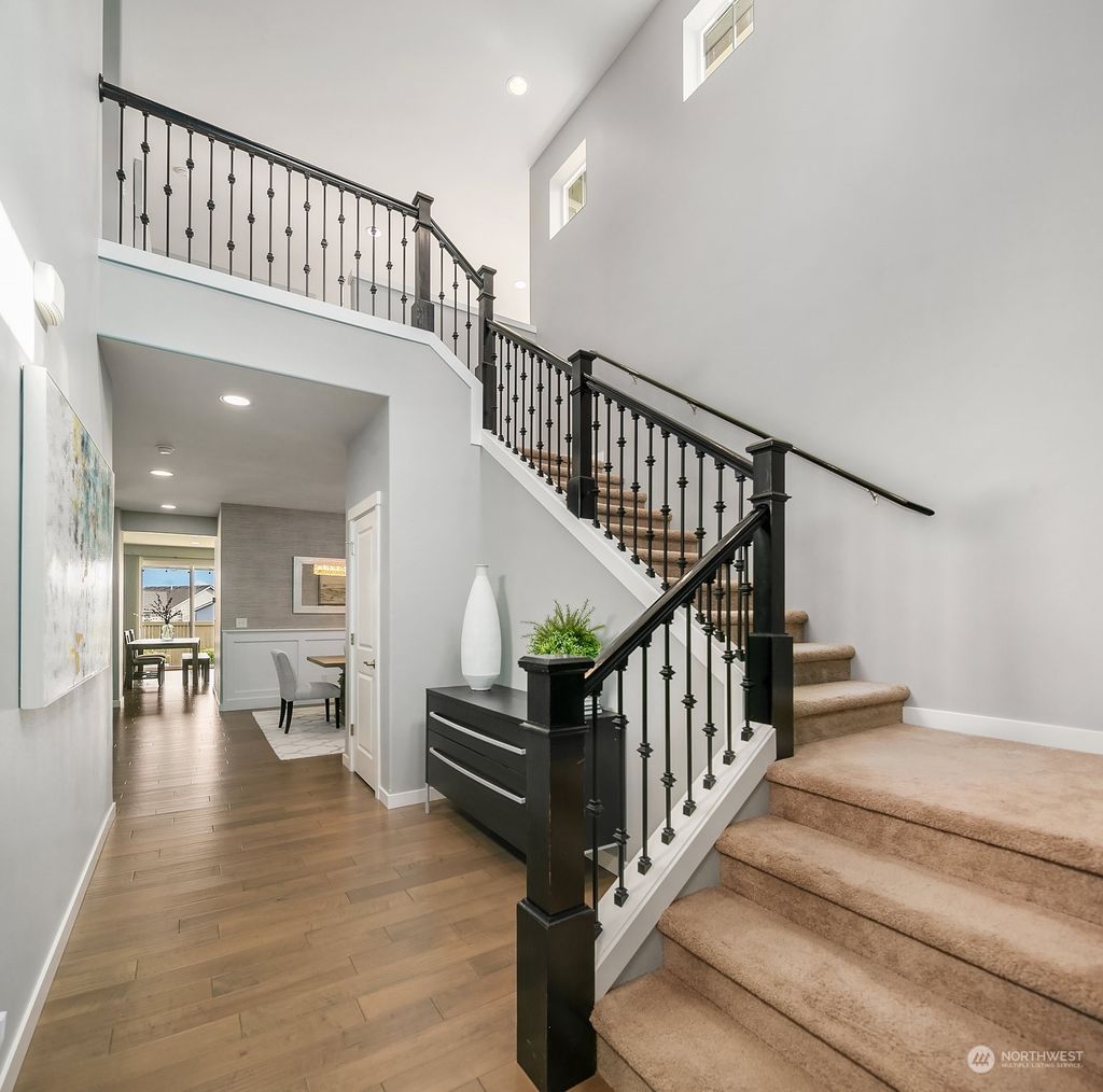 Photo of 9024 Satterlee Avenue SE, Snoqualmie, WA 98065 (MLS # 2043921)
