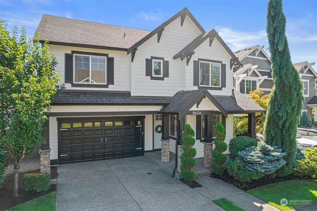 Photo of 9404 Elm Avenue SE, Snoqualmie, WA 98065 (MLS # 2281496)