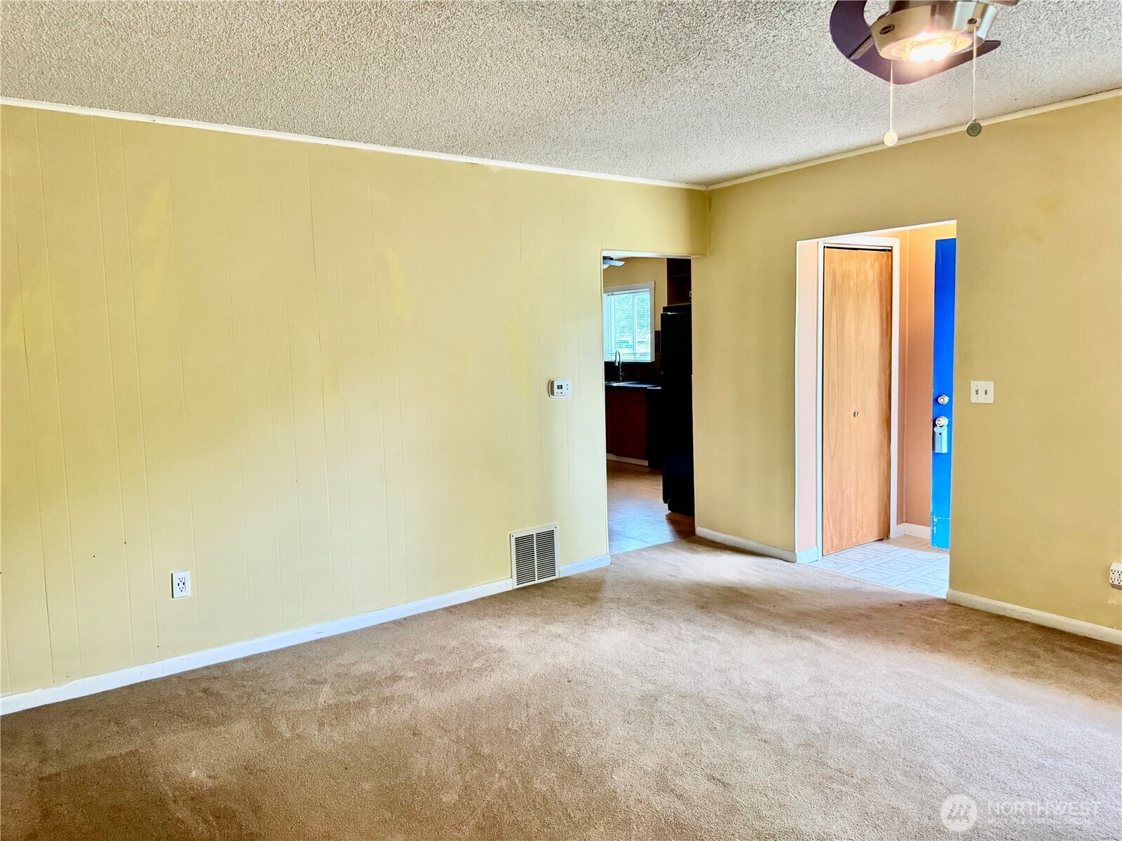 1203 Davis Avenue
