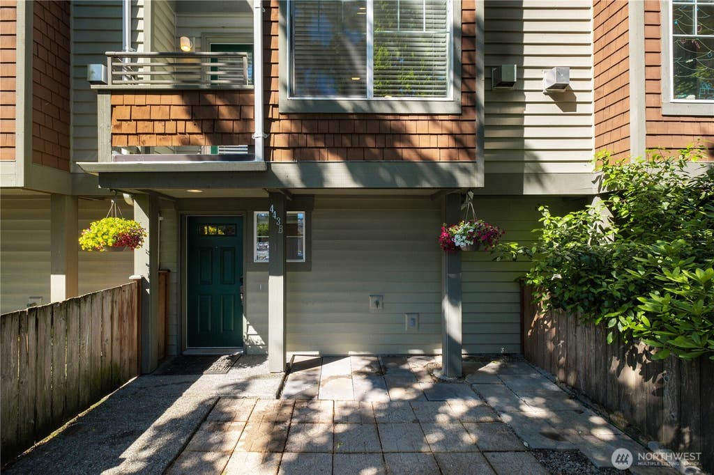 Photo of 443 NE Ravenna Boulevard #B, Seattle, WA 98115 (MLS # 2539127)
