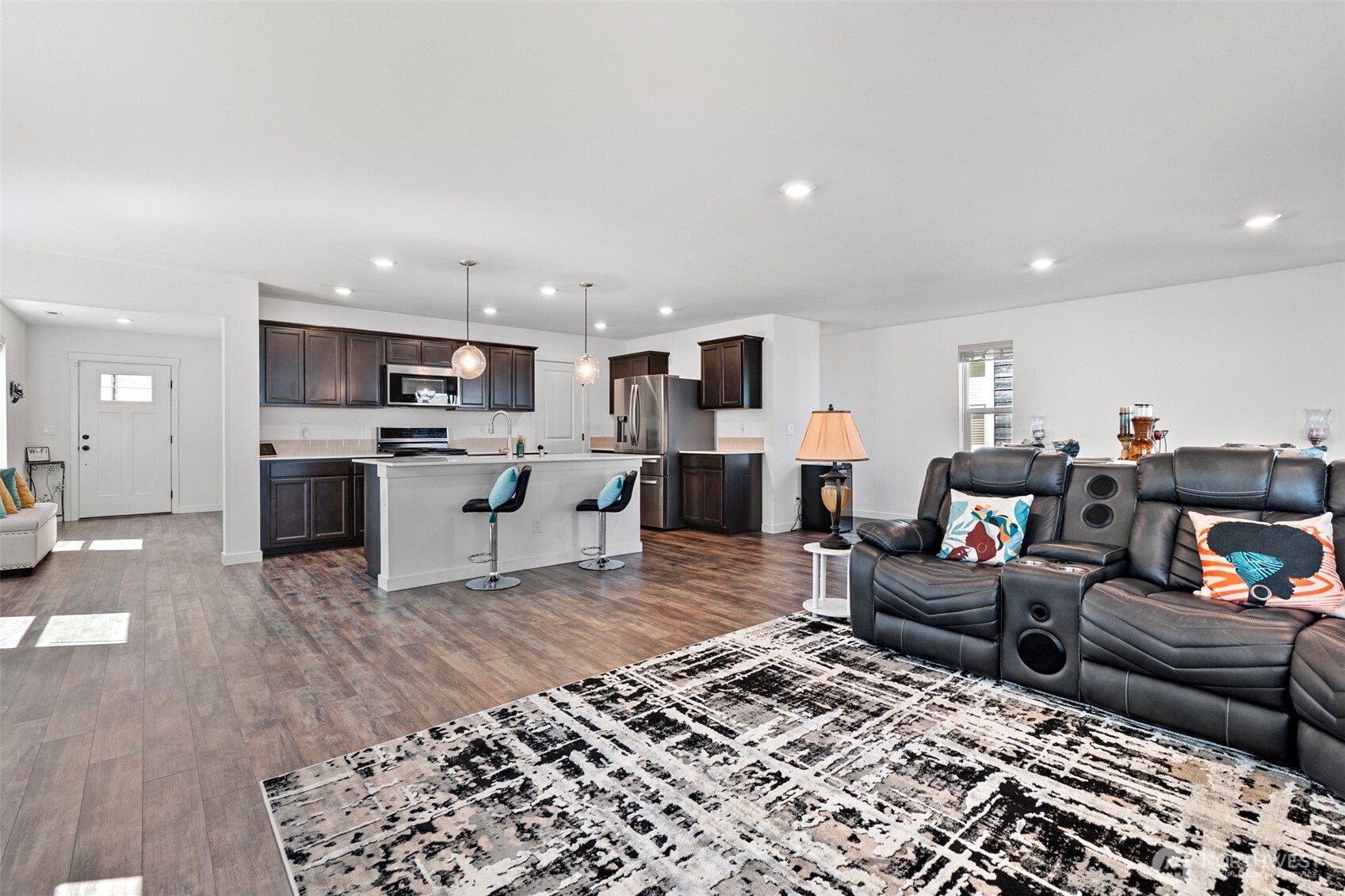 848 Vine Maple Street SE