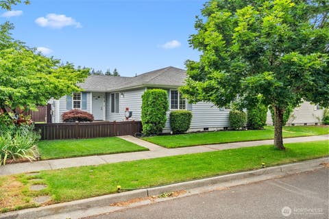 Photo of 1618 Division St ST, Olympia, WA 98502 (MLS # 2549771)