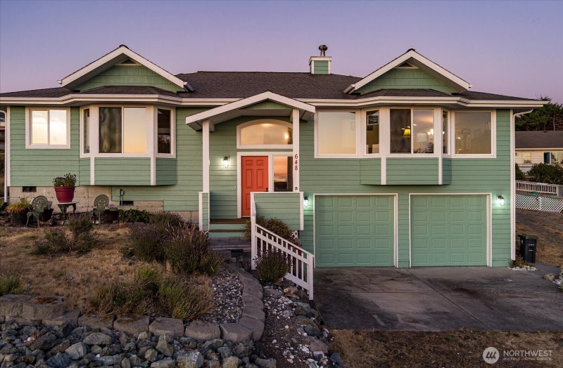 648 Hacienda Drive