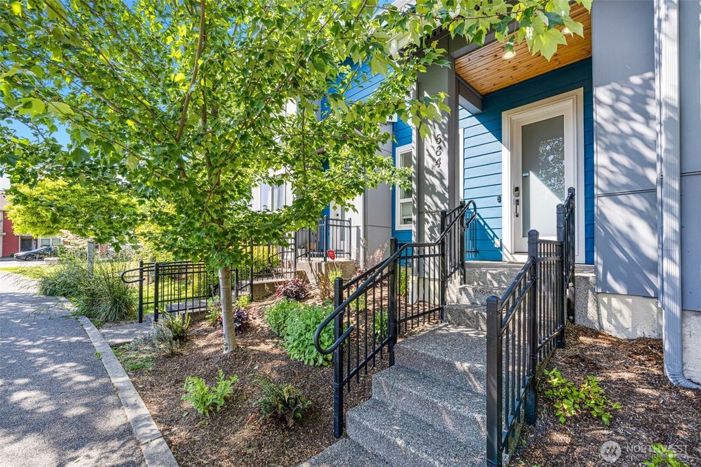 Photo of 684 SW 100th Street, Seattle, WA 98106 (MLS # 2382876)