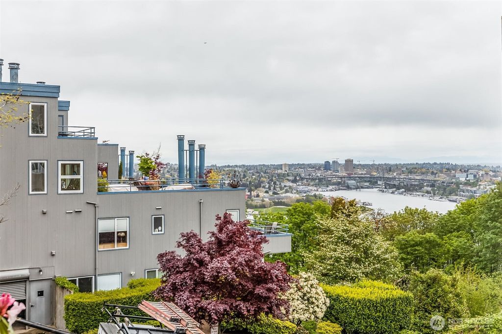 Photo of 1800 Taylor Avenue N #305, Seattle, WA 98109 (MLS # 2507243)