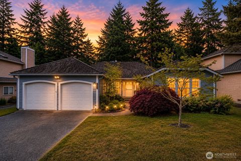 Photo of 34504 8th Avenue SW, Federal Way, WA 98023 (MLS # 2534818)