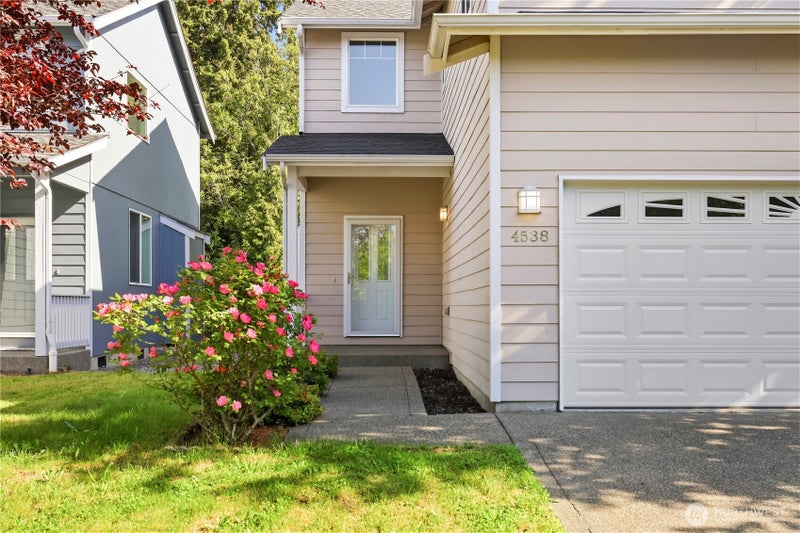 4538 20th Way NE