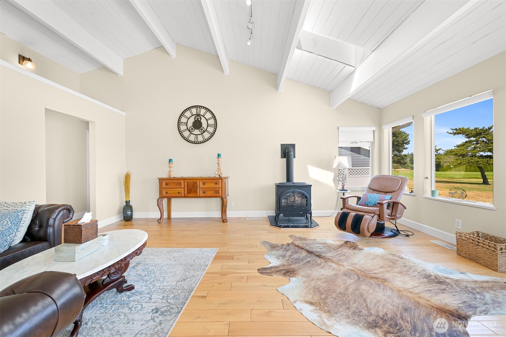 Blaine, Washington 98230, United States, 3 Bedrooms Bedrooms, ,1 BathroomBathrooms,Residential,Active,192455