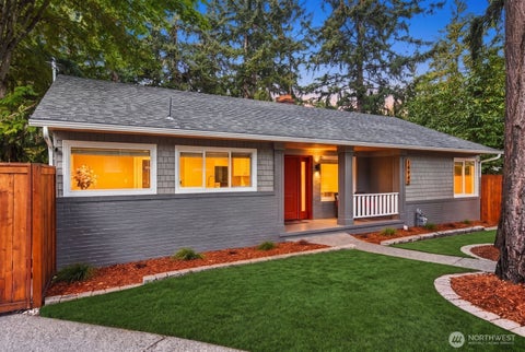 Photo of 14945 22nd Avenue SW, Burien, WA 98166 (MLS # 2581887)