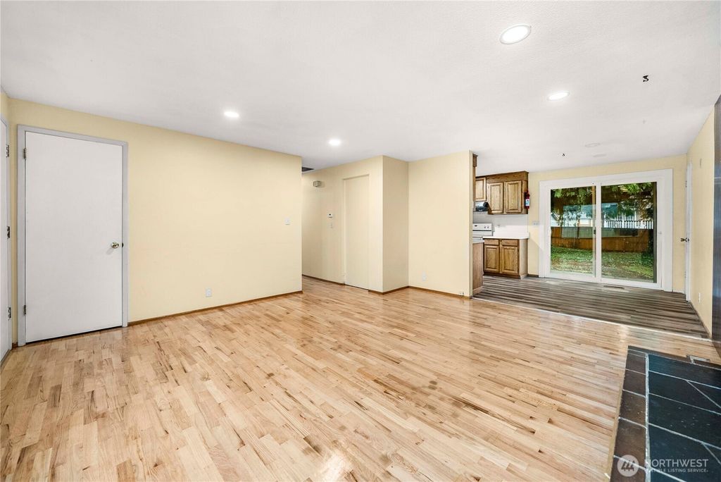 Photo of 10515 SE 232nd Street, Kent, WA 98031 (MLS # 2461577)