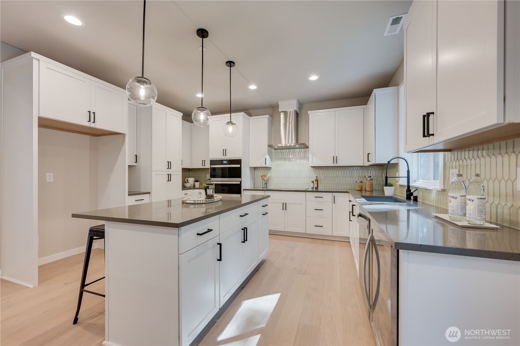 5842 186th Place SW