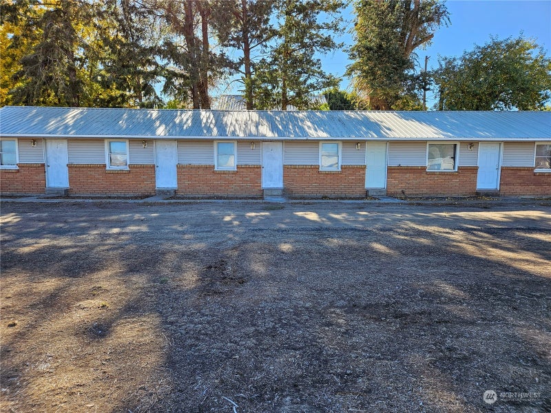 415 W Main Street
