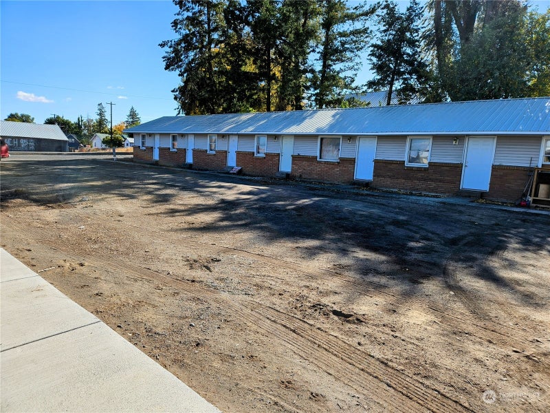 415 W Main Street
