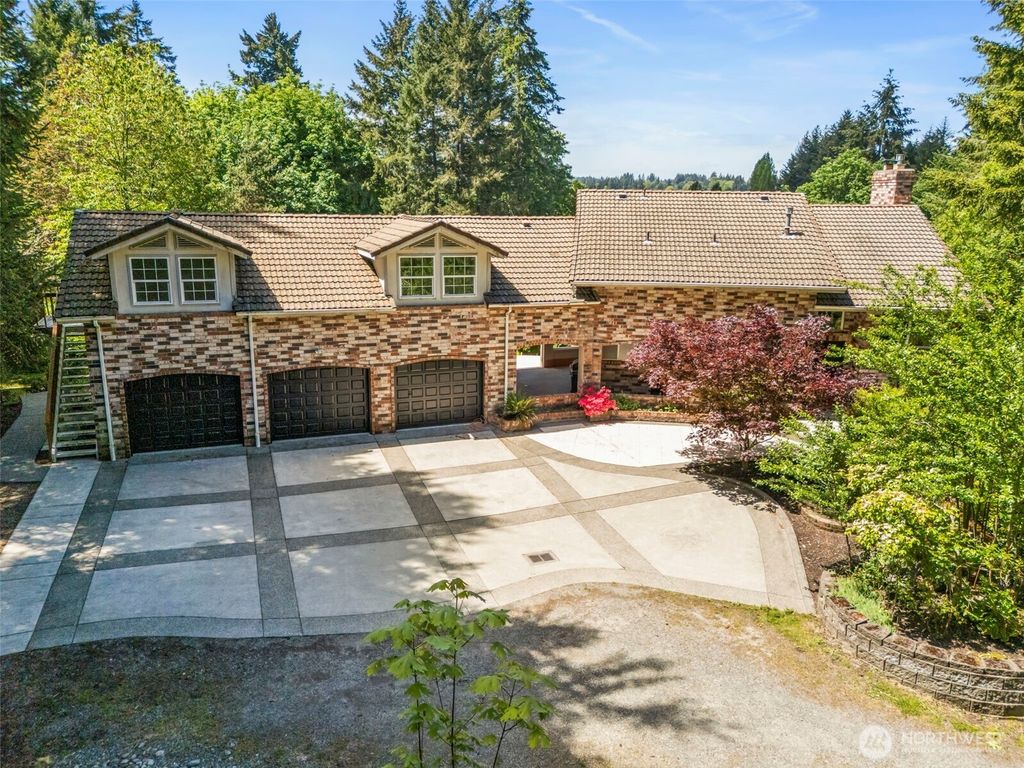 Photo of 5420 Hawks Prairie Road NE, Olympia, WA 98516 (MLS # 2526911)