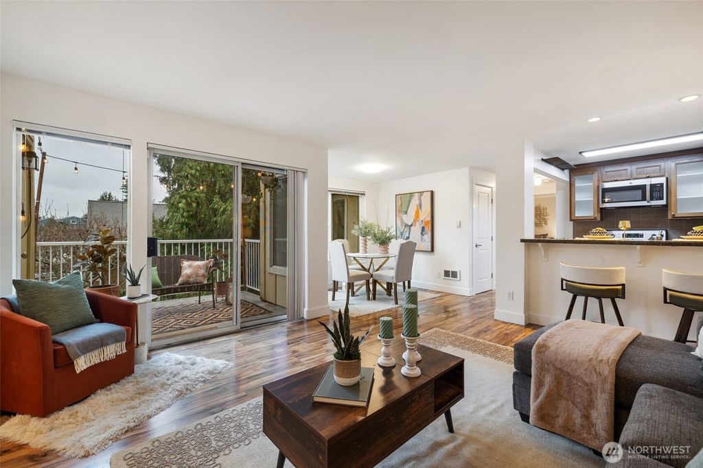 Photo of 300 N 130th Street #4301, Seattle, WA 98133 (MLS # 2465383)