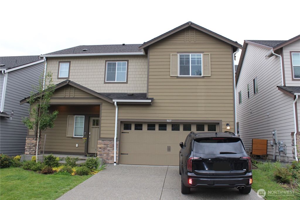Photo of 907 122nd ave se AVE, Lake Stevens, WA 98258 (MLS # 2543971)