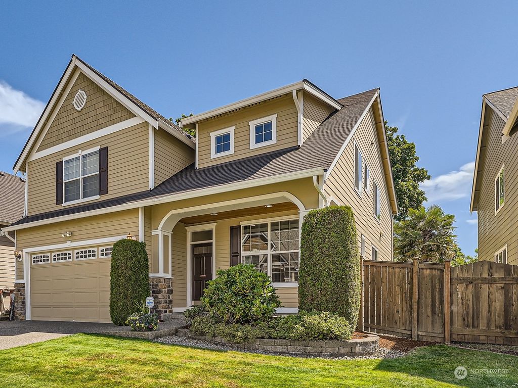 Photo of 5215 NE 3rd Place, Renton, WA 98059 (MLS # 2056999)