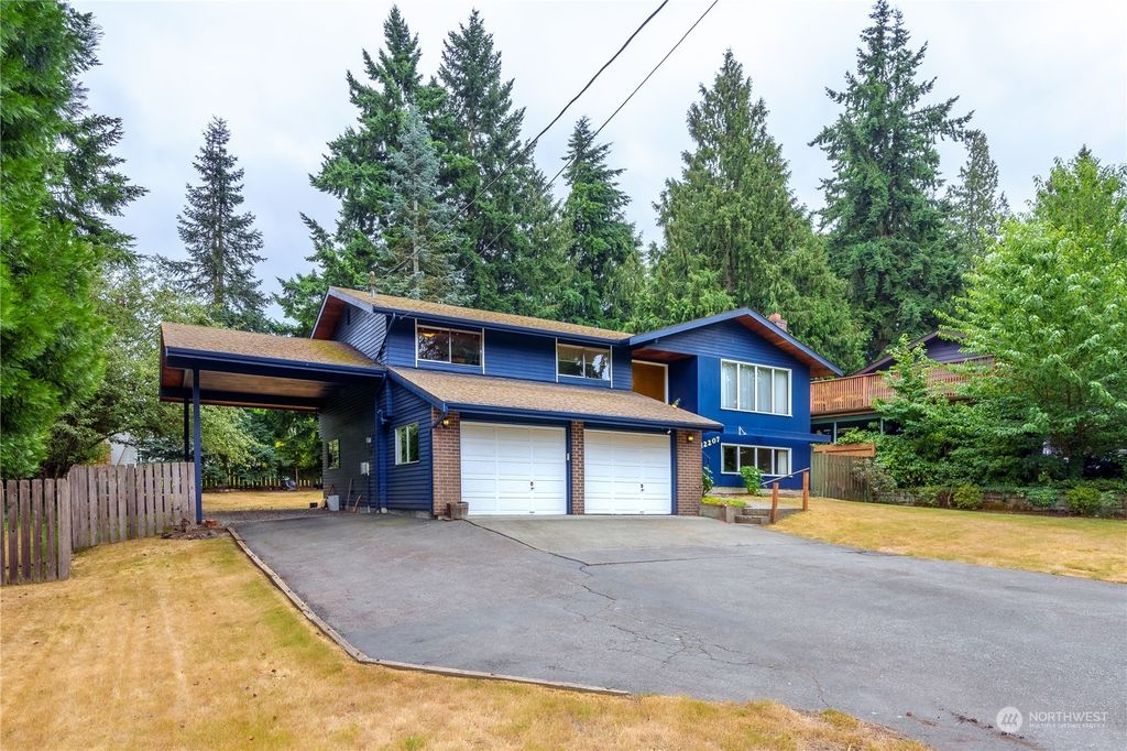 Photo of 12207 11th Drive SE, Everett, WA 98208 (MLS # 2141581)