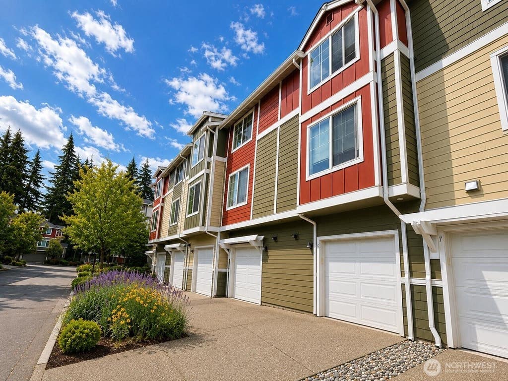 Photo of 13304 46th Avenue SE #6, Mill Creek, WA 98012 (MLS # 2542150)