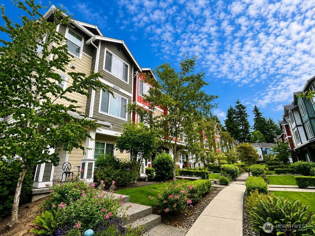 Photo of 13304 46th Avenue SE #6, Mill Creek, WA 98012 (MLS # 2542150)