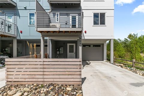 Photo of 649 Venture Way, Bellingham, WA 98226 (MLS # 2512163)