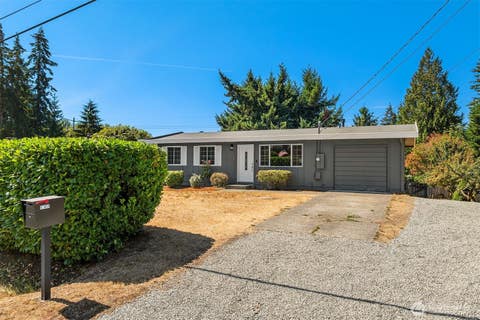 Photo of 19411 136th Place SE, Renton, WA 98058 (MLS # 2548054)