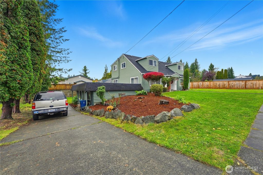 Photo of 507 3rd Street, Sultan, WA 98294 (MLS # 2448371)