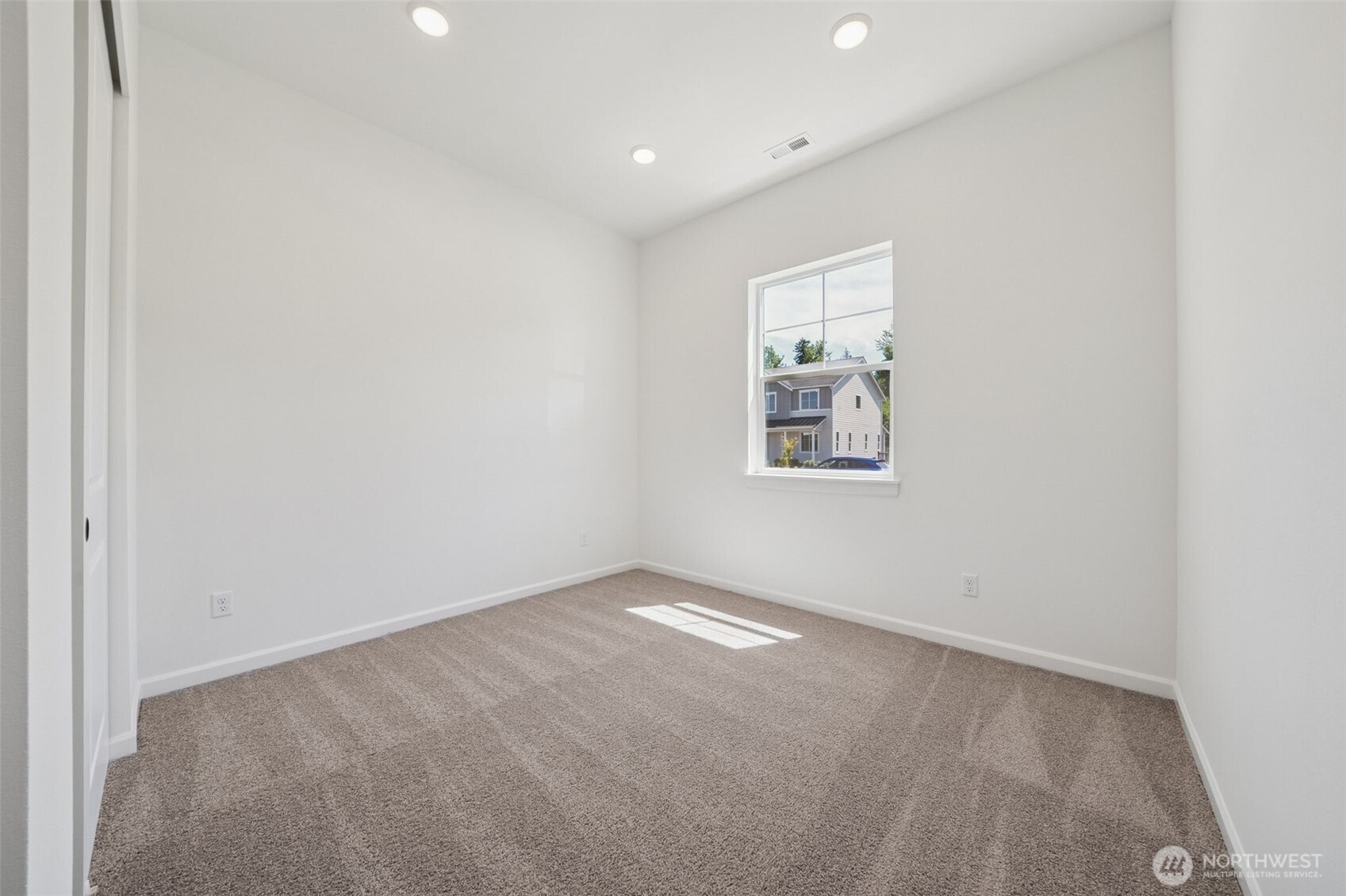 932 Lucas Avenue 21