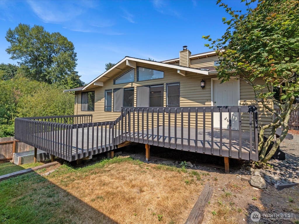Photo of 9408 1st Drive SE, Everett, WA 98208 (MLS # 2570824)