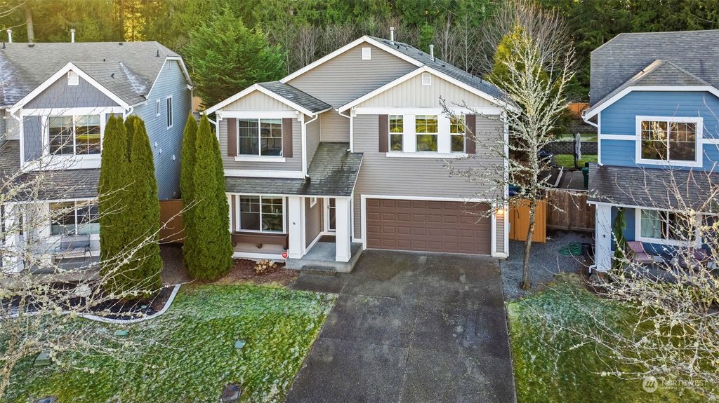 Photo of 7107 Strouf Avenue SE, Snoqualmie, WA 98065 (MLS # 2326517)