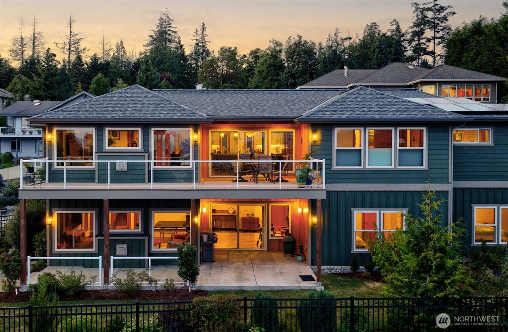 Photo of 3007 Meridian Court, Anacortes, WA 98221 (MLS # 2549944)