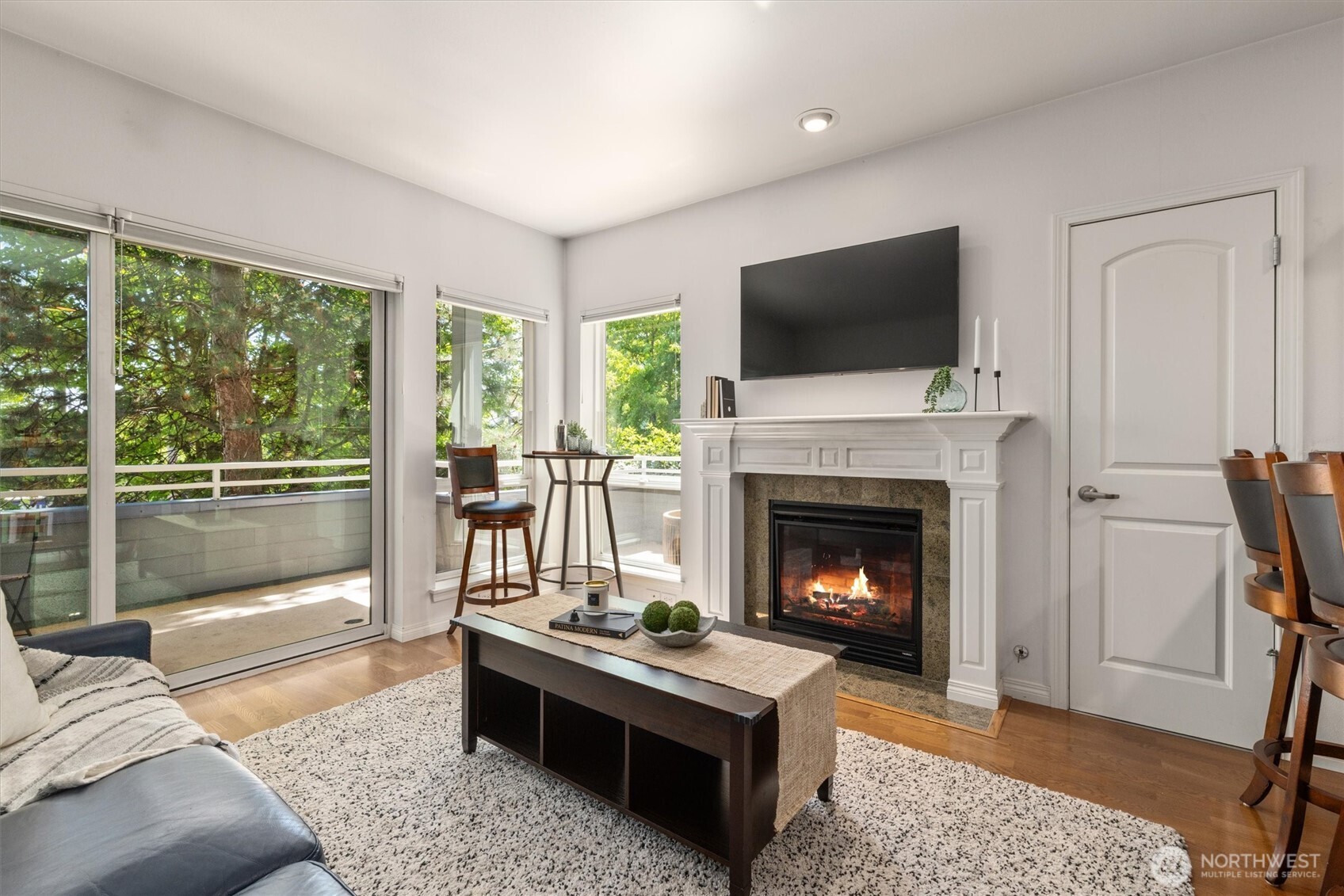 3112 SW Avalon Way 102