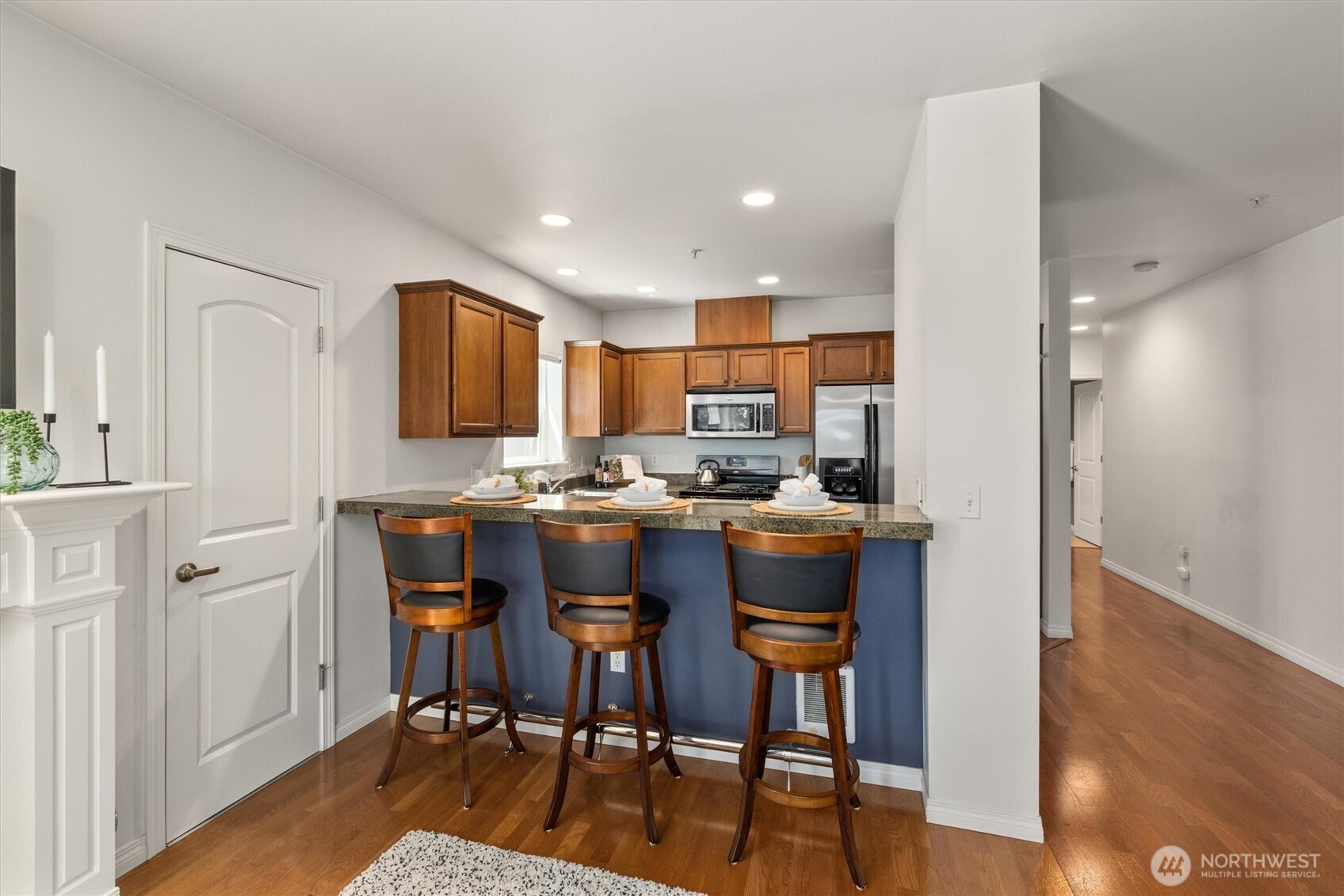 3112 SW Avalon Way 102