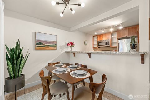 Photo of 300 N 130th Street #5302, Seattle, WA 98133 (MLS # 2480317)