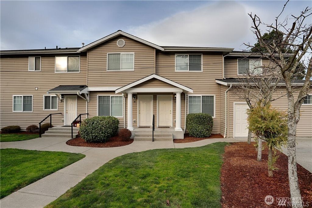 Photo of 4407 Hoyt Avenue #ABCD, Everett, WA 98203 (MLS # 2492357)