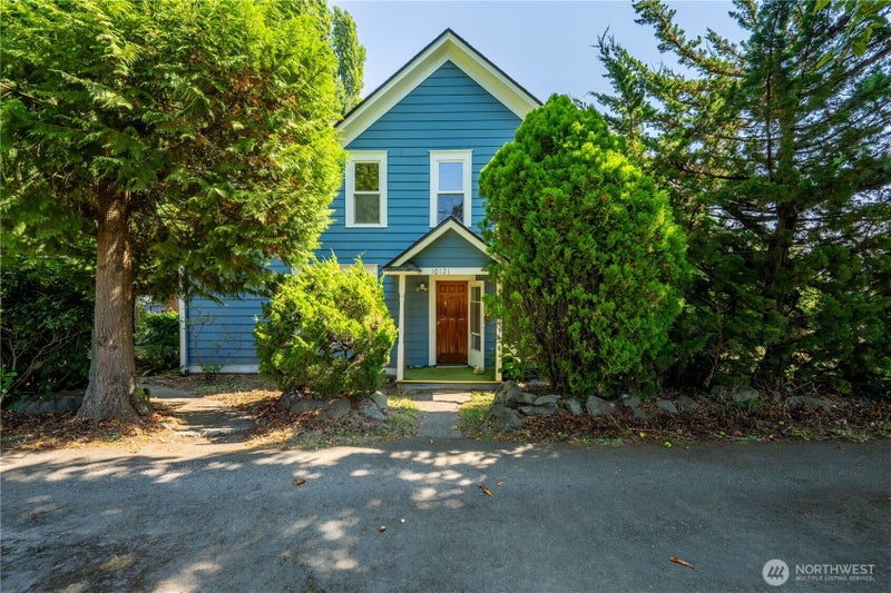 10121 67th Avenue NE