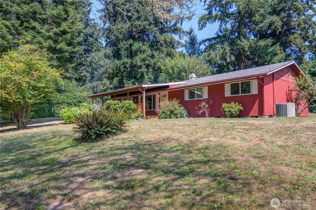 Photo of 3135 78th Avenue SE, Olympia, WA 98501 (MLS # 2566168)